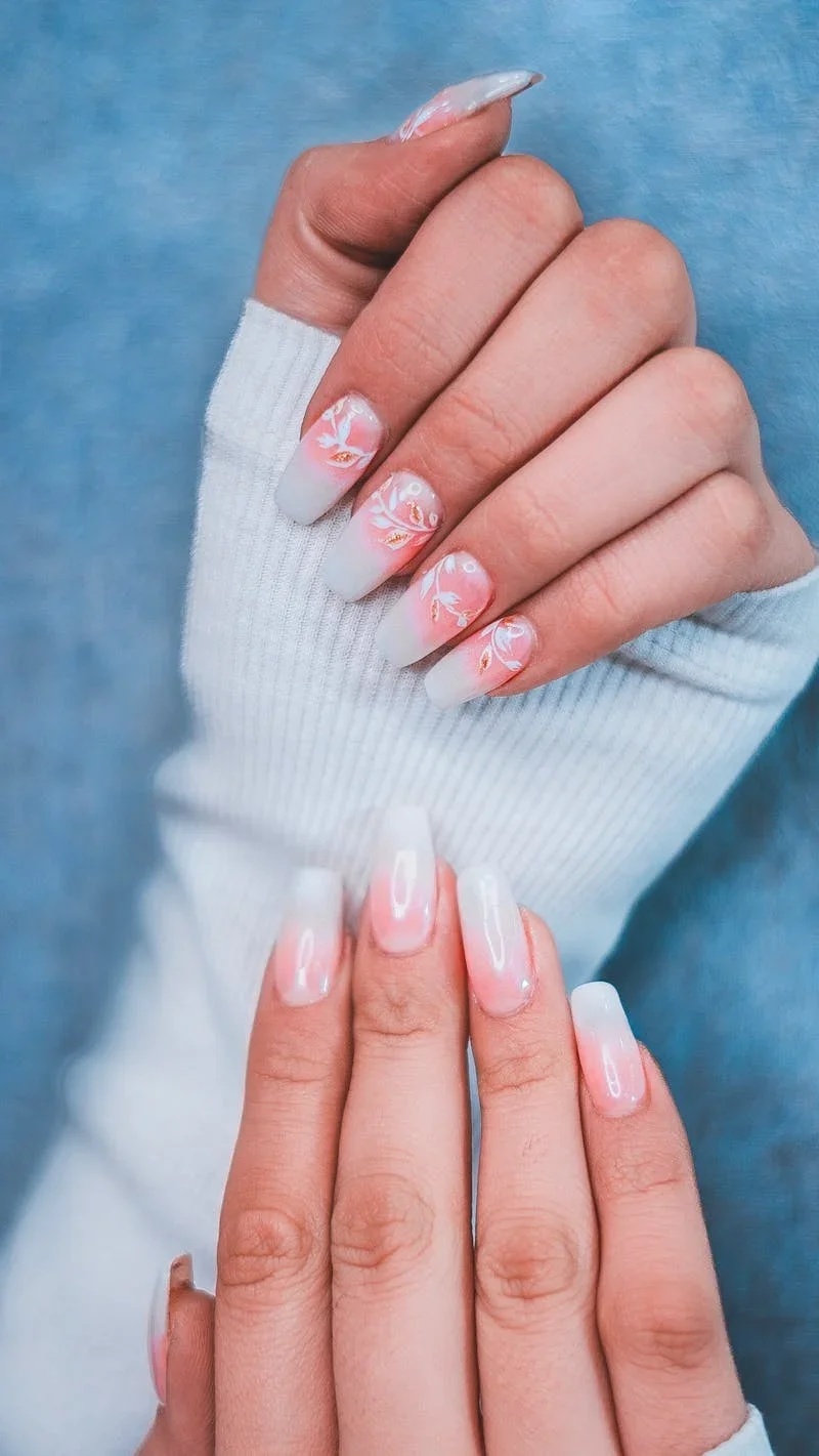 Modern Nail Bar